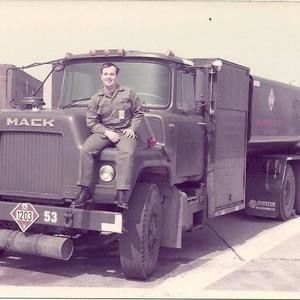 Meet your Posher, Larry